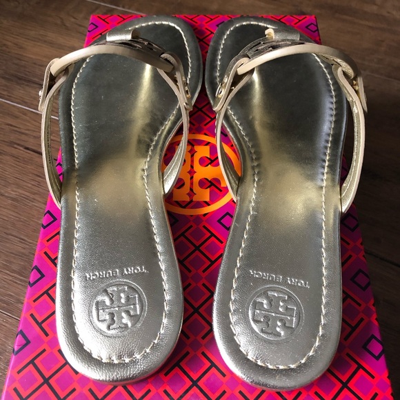 TORY BURCH-NWT Gold Sandals - Picture 3 of 16